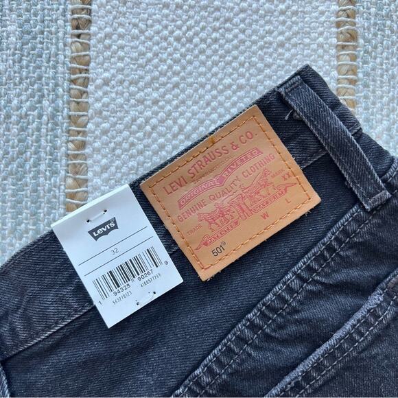 Levi’s 501 Original Wise Up Black High Rise Shorts Women’s Size 32 - Picture 9 of 13